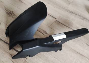 Błotnik nadkole chlapacze osłona łańcucha SUZUKI GSR 750