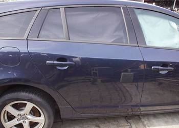 DRZWI PRAWE TYŁ VOLVO V60 CASPIAN BLUE