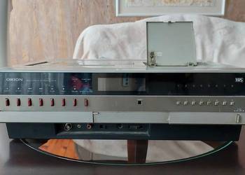Stary Magnetowid VHS ORION VH-303+ kasety VHS 11szt.