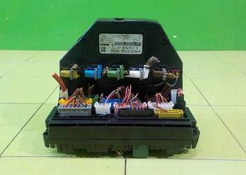 MERCEDES E W212 2.2 CDI 11r KOMBI 5D skrzynka bezpiecznikow SAH A2129006212