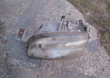 Lampa przednia lewa H4 Fiat Punto I 93-99 uszkodzona na klosz