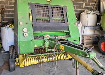 Prasa John Deere 572