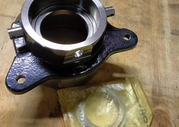 Obudowa łożyska młocarni 87546752 New holland CX CS