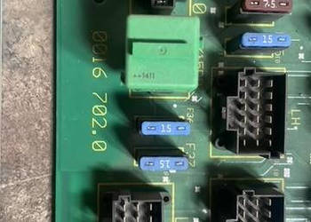 Claas lexion płyta bezpieczników 0016702.0