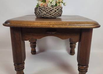 Dębowy stolik kawowy