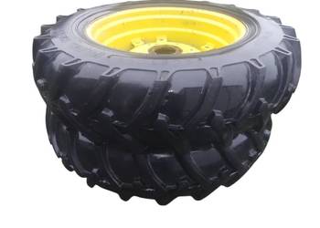 KOŁO JOHN DEERE 18.4-38 AL30471