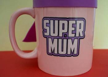 Kubek ThumbsUp! ceramiczny Super Mum z peleryną na dzień Mamy