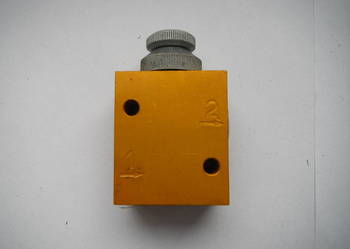 Zawór dławiący Łucznik 623-G1/4-B Nowe regulowany ręcznie