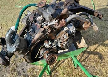 Silnik Fiat 126p skrzynia sprzedam w komplecie że skrzynia 650cm