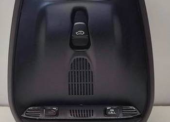 VOLVO XC40 LAMPKA PODSUFITKI 31457852