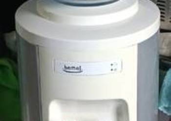 Dystrybutor do wodyużywany sprawny