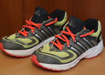 Buty dla chłopca firmy ADIDAS rozm. 35