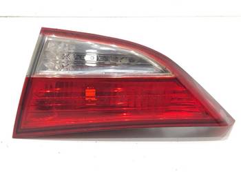 LAMPA TYŁ PRAWA WEWNĘTRZNA HYUNDAI ELANTRA V 92404-3X0 Sedan/Limuzyna