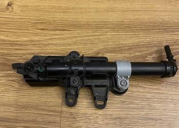 Spryskiwacz lampy lewej jeep Grand cherokiee wk2 fl Spryskiwacz lampy lewej jeep Grand cherokiee wk2 fl