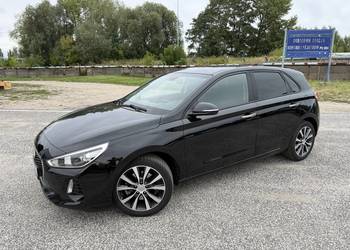 Hyundai i30 1.4 BENZYNA Klimatronik Nawigacja Ledy Tempomat Pakiet Zimowy