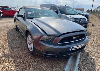 FORD Mustang 3.7 V6 310 Cabriolet EE227