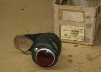 LAMPA TYŁ B-WD.T2 NOWA Z EPOKI ZUNDAPP TRIUMPH JEEP WILLYS BSA AJS MATCHLES