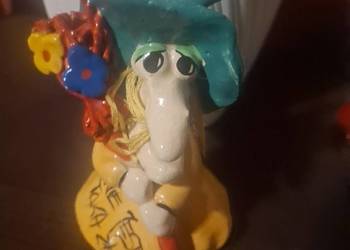 Baba jaga figurka z porcelany