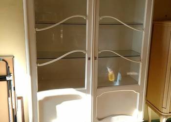 Biała witryna Swarzędz