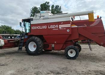 Kombajn New Holand lawerda 624