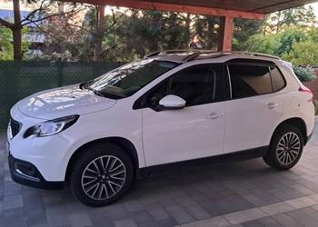 Peugeot 2008 1.5 blueHDI / rok 2019 / LED / NAVI