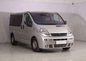 Opel Vivaro 2.5 CDTI