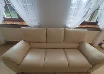 Ładna kanapa dwuosobowa skóra naturalna