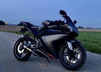 Yamaha yzf r125