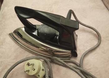 Żelazko z czasów PRL-u