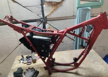 rama honda mtx125 pod silnik z yamaha dt125 zbiornik,korek amortyzator itp