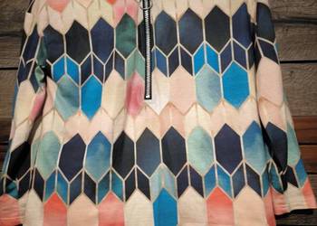 Kolorowa bluzka w romby