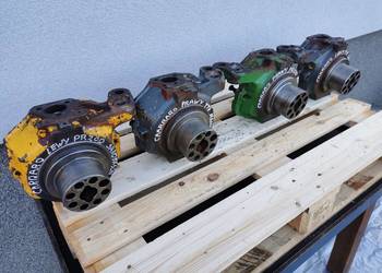 Zwrotnica prawy tył Manitou MLT 1994r. {Carraro}