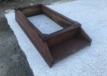 Obudowa grobu urna, obramowanie urnowe, tymczasowa obudowa nagrobna