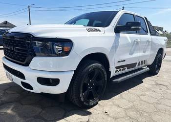 RAM 1500 5.7 HEMI / 4X4 / MAŁY PRZEBIEG / LPG