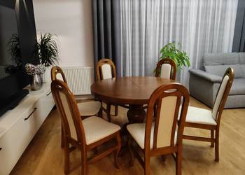 Stół okrągły rozkładany oraz 6 krzeseł