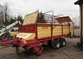 Przyczepa samozbierająca Krone Turbo 5000