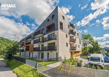 Duże mieszkanie z antresolą i balkonem