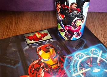 Kubek kinowy - Avengers:  + plakat