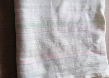 Tkanina muślin bawełniany w paseczki.