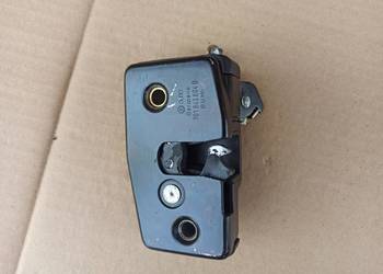 VW T4 Caravelle 701843604D zamek drzwi przesuwne suwane