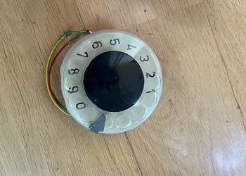 Tarcza numerowa do telefonu PRL – Made in Poland, sprawna