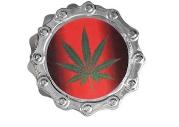 Srebrny Grinder Młynek do Suszu Tytoniu Zielony Liść na Czerwonym Tle