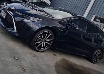 Toyota Corolla 2019 kombi  1.8 hybrid LPG executive GR TS sport selection
