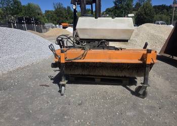 Zamiatarka PRONAR ZM 1600