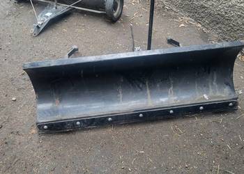 Pług zamiatarką przyczepka do kosiarki lub quada