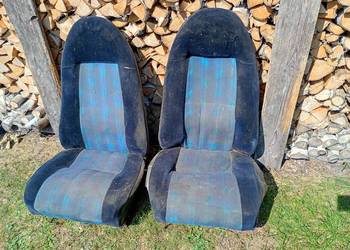 FIAT 126P FOTELE LOTNICZE