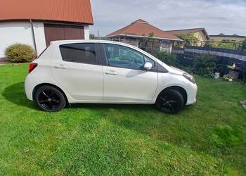 Toyota yaris 2015 rok .B+Gaz.Panoramiczny dach.Alufelgi
