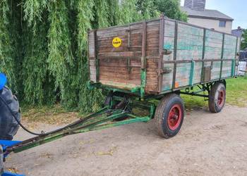 Przyczepa rolnicza wywrotka na dwie strony że Szwecji