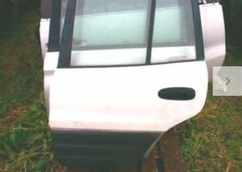 Toyota RAV4 RAV 4 drzwi lewe tył 1995 1996 1999
