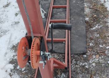 Podnośnik przechyłowy kołyska